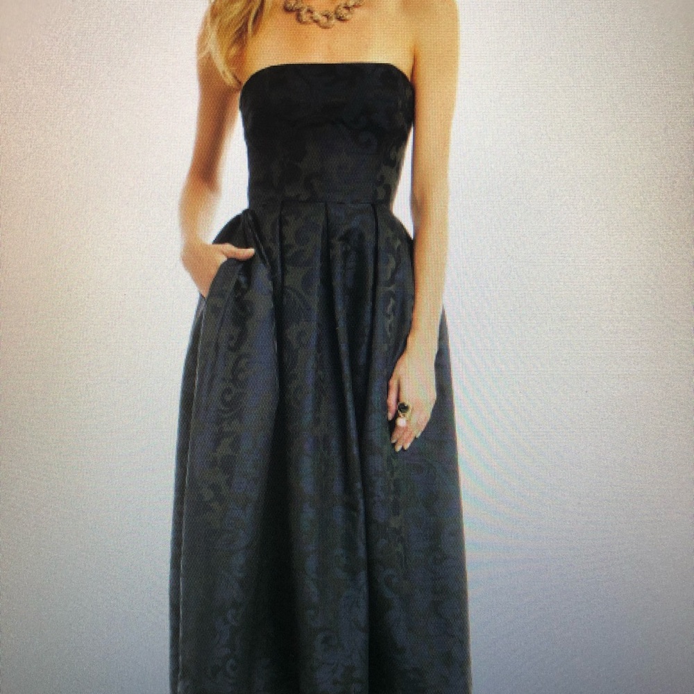 ML Monique Lhuillier dress size 6